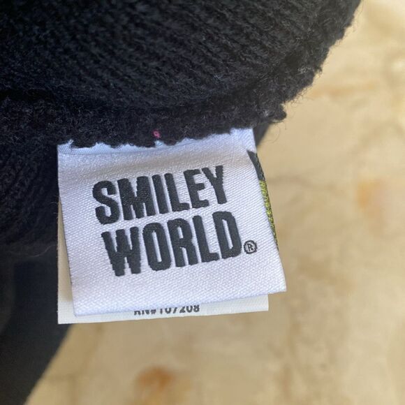 Beanie by Smiley World® Black Unisex - Picture 6 of 7